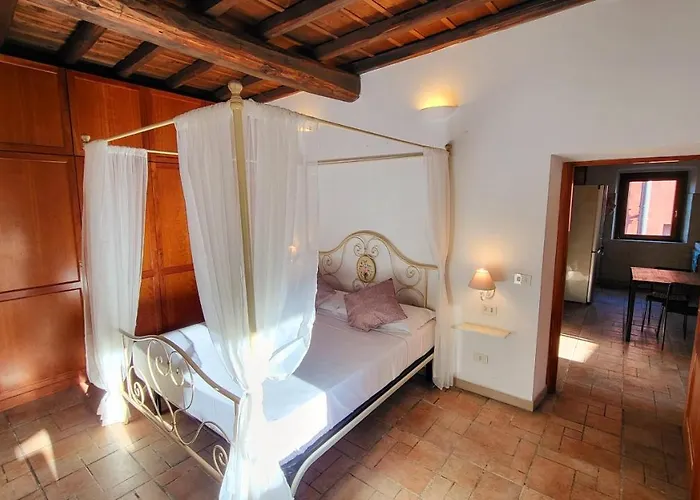 Grottini Charme Penthouse ~ Historic Center Apartment Rom